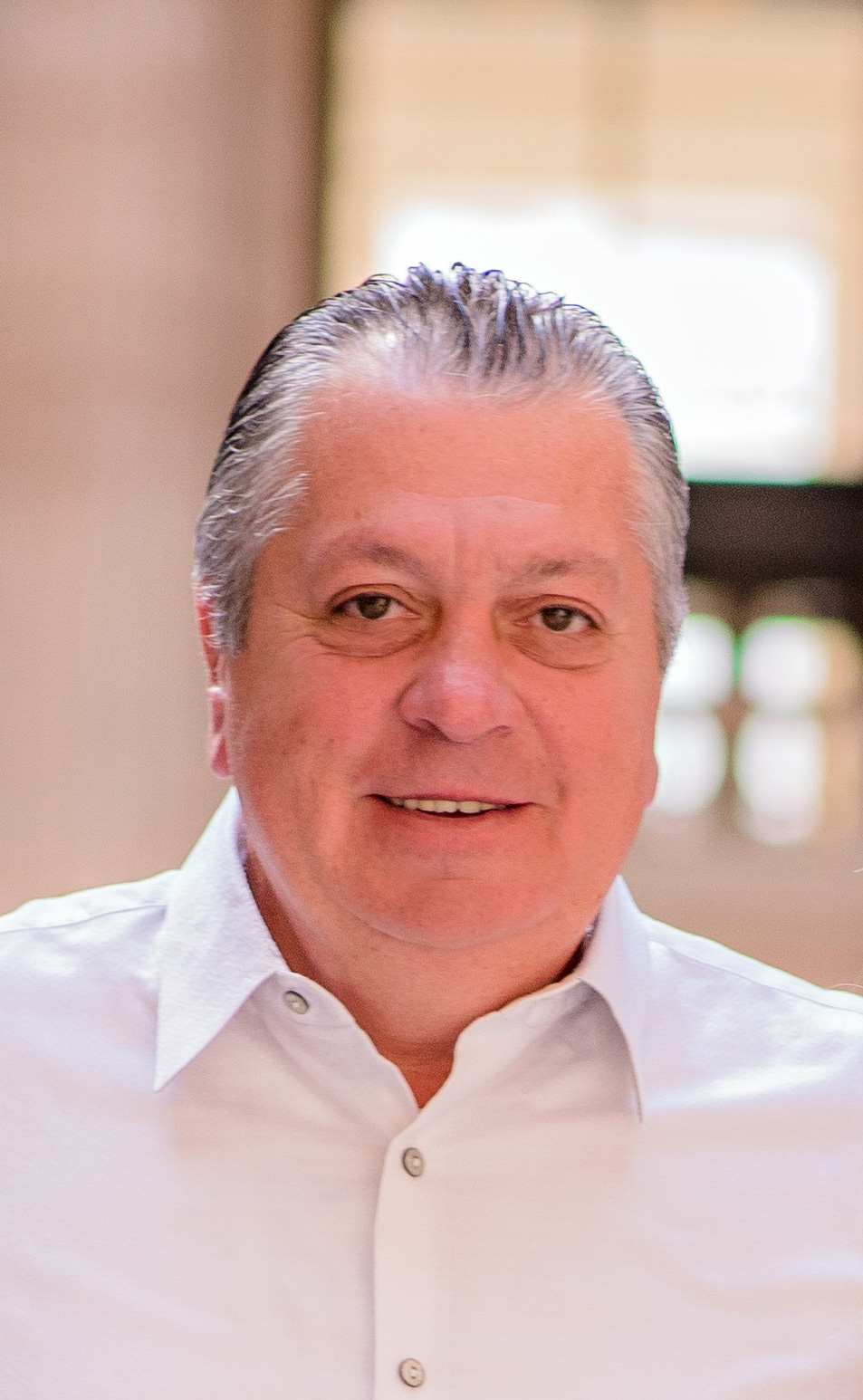 Avatar for Len Zlatnikov - @properties